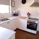 The Husky House Or The Husky Studio Suite - Surfers Gold Coast 0