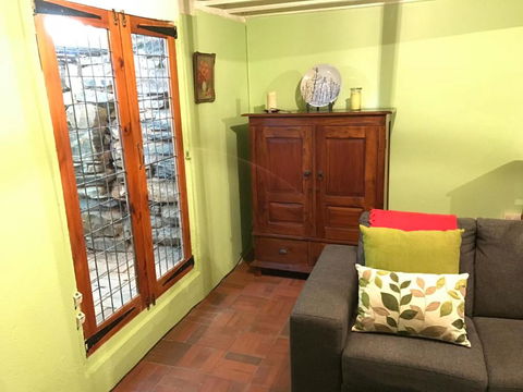 Kit Kat Cottage Heritage Accommodation Burra - Surfers Gold Coast 3