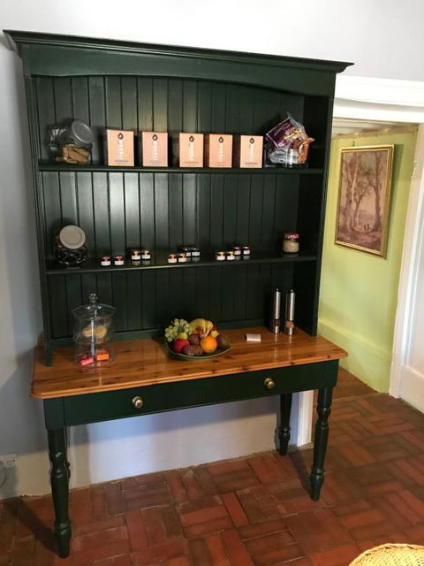 Kit Kat Cottage Heritage Accommodation Burra - Surfers Gold Coast 1
