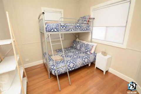 Just Renovated 2BR Cottage In Heart Of Wentworth - Surfers Gold Coast 0