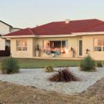 Jewel Of The South Beachfront Holiday Rental - Surfers Gold Coast 0