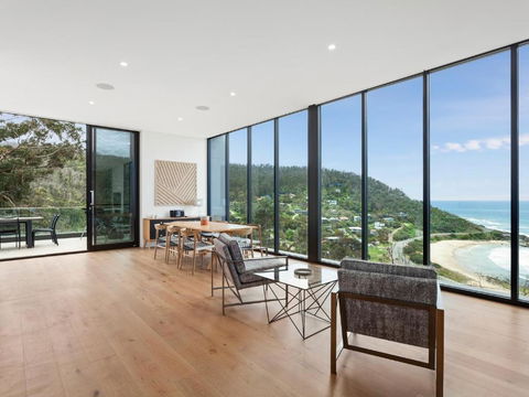 Iluka Blue - Surfers Gold Coast 3