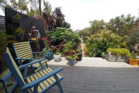 Ven & Marks Place - Surfers Gold Coast 7