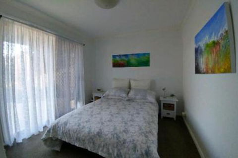 Ven & Marks Place - Surfers Gold Coast 3