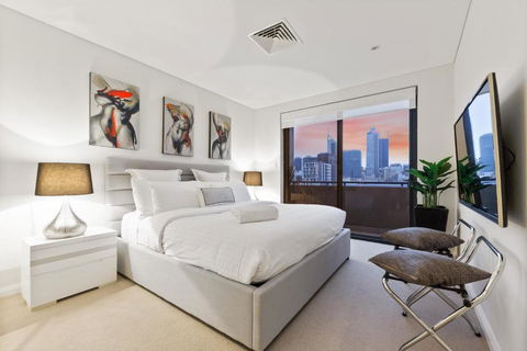 The Executive Penthouse - Surfers Gold Coast 3