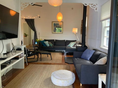 Cinta Cottage - Surfers Gold Coast 5