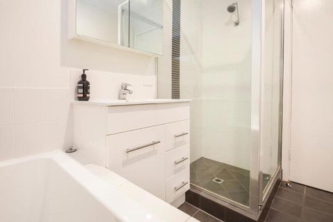 Eagle Bay Beach House - Surfers Gold Coast 5
