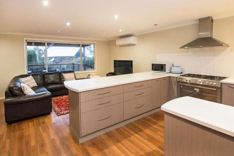 Eagle Bay Beach House - Surfers Gold Coast 6