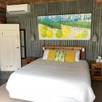 Bed In A Shed Vineyard Stay - Surfers Gold Coast 0