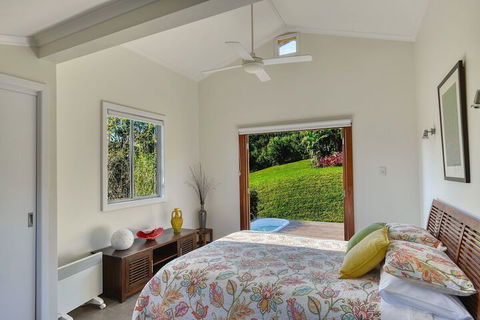 Afterglow Cottages - Surfers Gold Coast 7