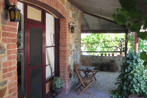 Marananga Cottages - Surfers Gold Coast 1