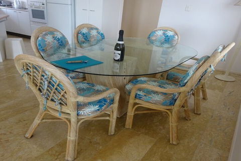 Pacific Rose Winter Holiday Special - Surfers Gold Coast 2