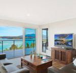 Hillcrest Views of Wagonga - Surfers Gold Coast