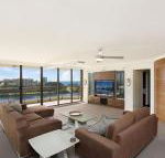 Seascape Apartments Unit 1201A Luxury apartment with views of the Gold Coast  Hinterland - Surfers Gold Coast