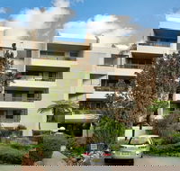 Newly Renovate Immaculate Cremorne One Bedroom Apartment CREM4 - Surfers Gold Coast
