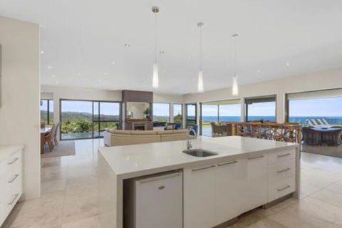 Mont Sapphire Luxury Estate - Surfers Gold Coast 6