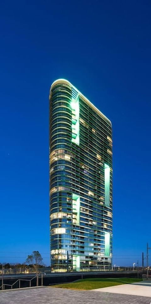 Skyline Speculator Olympic Park Free Wifi - Surfers Gold Coast 0