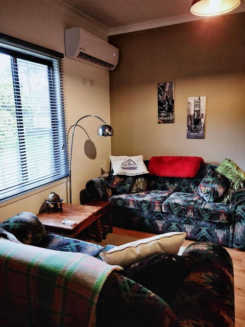 Wanderlust Cottage - Surfers Gold Coast 5