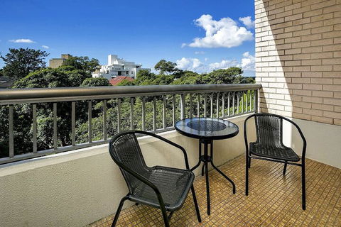 HAMP1 Bright Apartment In Cremorne - Surfers Gold Coast 4