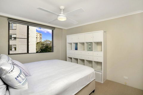 HAMP1 Bright Apartment In Cremorne - Surfers Gold Coast 2
