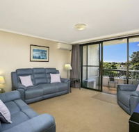 HAMP1 Bright Apartment in Cremorne - Surfers Gold Coast