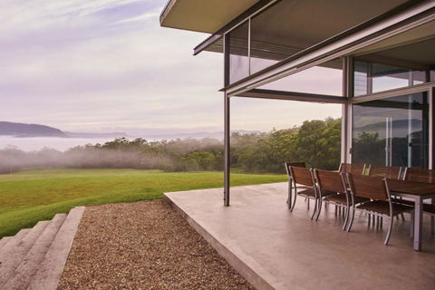 Bundaleer Architect Designed Stunning Views! - Surfers Gold Coast 5