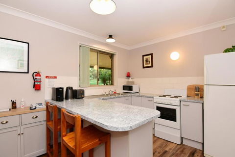 Valley Haven 3 Bedrooms Close To The Village! - Surfers Gold Coast 6