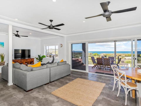 Mitchell Parade 78 - Surfers Gold Coast 4