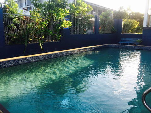 Anchor In Holiday Units South Mission Beach - Surfers Gold Coast 2