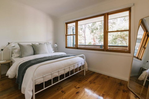 DOVESTONES By THE SEA INVERLOCH - Surfers Gold Coast 3