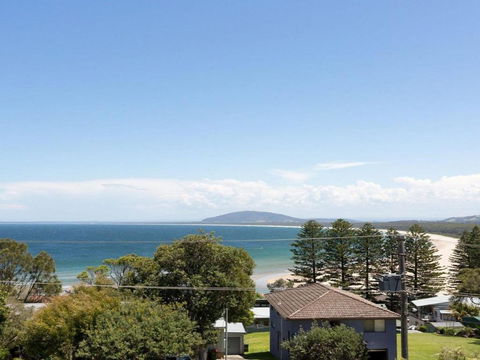 Coastal Calm Relax Revive Rejuvenate - Surfers Gold Coast 1