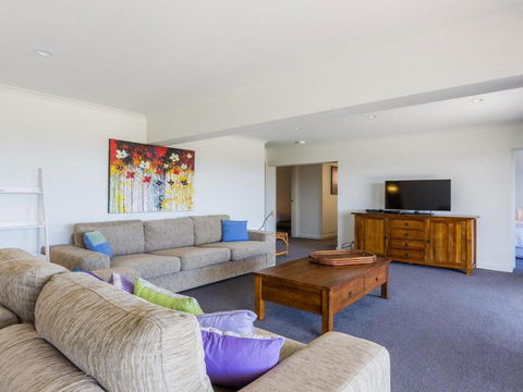 Coastal Calm Relax Revive Rejuvenate - Surfers Gold Coast 3