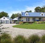Duncraig House open fireplace spa pet friendly - Surfers Gold Coast