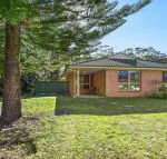 Dolphin Cottage in the heart of Callala Beach - Surfers Gold Coast