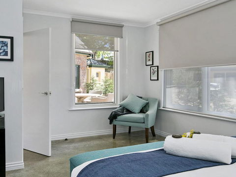 Old Bank Stables 3 Night Weekends For Price Of 2 - Surfers Gold Coast 4