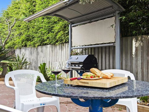 Penguins Rest Direct Beach Access From Complex - Surfers Gold Coast 3