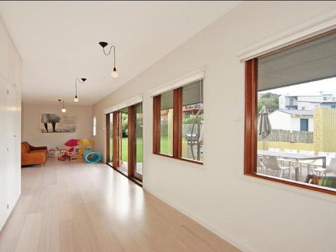 Prime Position Across From Seven Mile Beach - Surfers Gold Coast 4