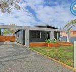 Shady Palms modern beach house with studio - Surfers Gold Coast