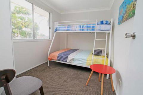 Cockatoo House - Surfers Gold Coast 6