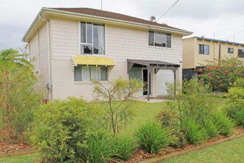 Cockatoo House - Surfers Gold Coast 2