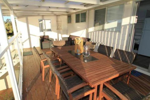 Cockatoo House - Surfers Gold Coast 5