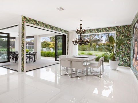 CATALINA MOUNT ELIZA - Surfers Gold Coast 5