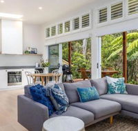 Studio by The Bay  Jervis Bay Rentals - Surfers Gold Coast