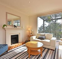 Villa Executive 2br Viti Resort Condo located within Cypress Lakes Resort nothing is more central - Surfers Gold Coast