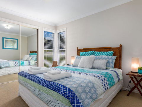 Akarana Beach House :: Jervis Bay Rentals - Surfers Gold Coast 6