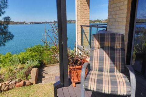Elysium Lakehouse - Surfers Gold Coast 4