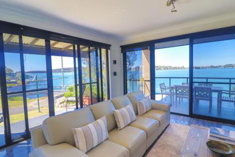 Elysium Lakehouse - Surfers Gold Coast 5