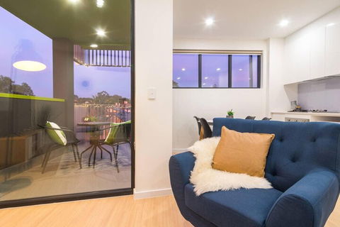 Canopy At 44 Minutes From The CBD Train & Cafes Wifi Nespresso Amenities - Surfers Gold Coast 5