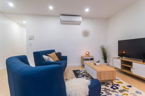 Canopy At 44 Minutes From The CBD Train & Cafes Wifi Nespresso Amenities - Surfers Gold Coast 4