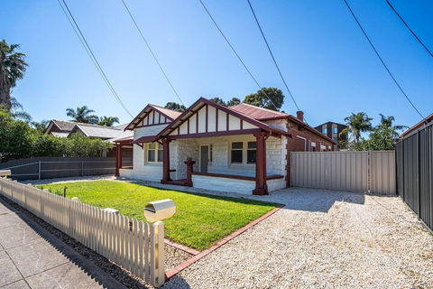 Kairos In Keswick Wifi Netflix Nespresso - Surfers Gold Coast 4